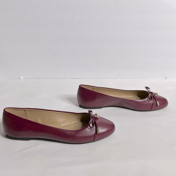 Michael Kors Melody Toe Cap Bow Ballet Flat Shoes - Picture 10 of 12